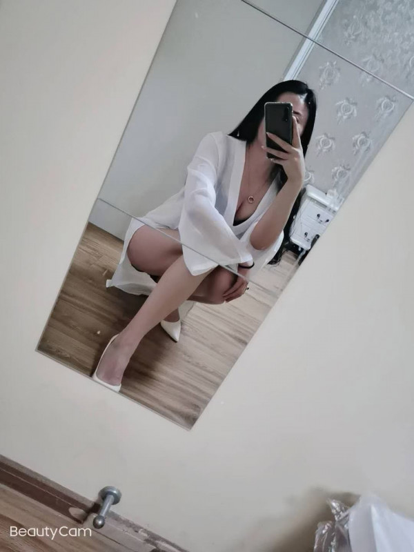 下城大长腿少妇